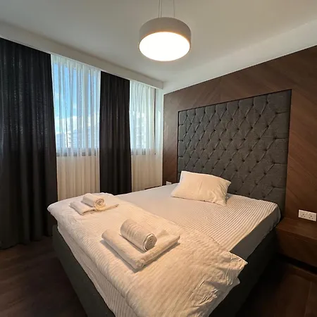 Apartament Grand Sapphire Luxury 2 By Myguest Cyprus *
