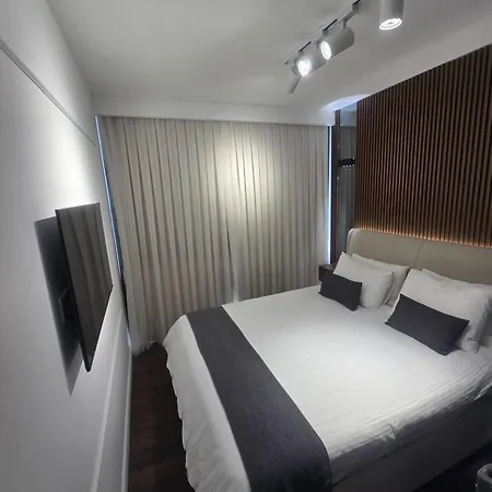 Grand Sapphire Luxury 2 By Myguest Cyprus *