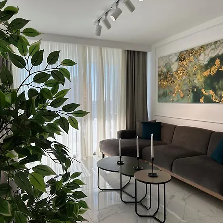 Grand Sapphire Luxury By Myguest Cyprus *