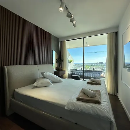 Grand Sapphire Luxury By Myguest Cyprus Apartment