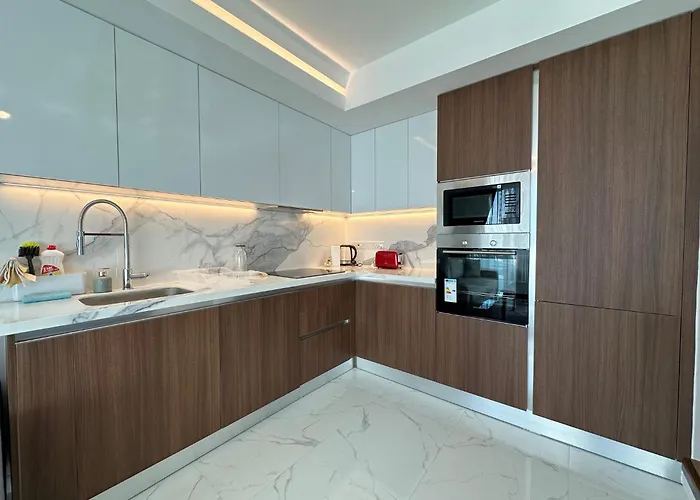 Grand Sapphire Luxury 2 By Myguest Cyprus *