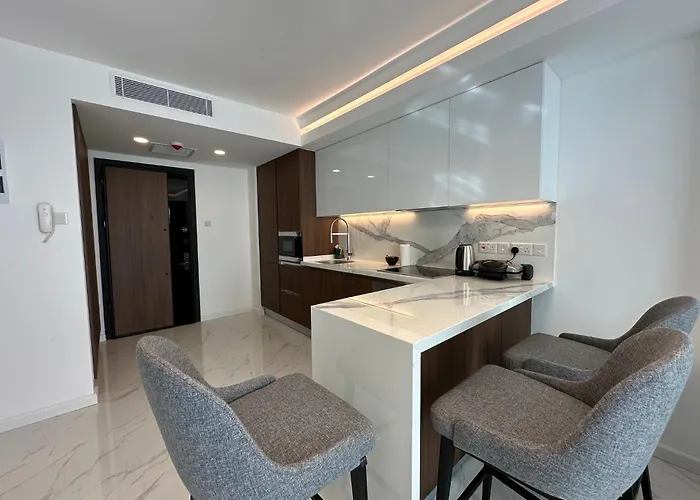 Grand Sapphire Luxury 2 By Myguest Cyprus