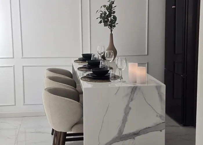 Grand Sapphire Luxury 2 By Myguest Cyprus アパート