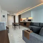 Διαμέρισμα Grand Sapphire Luxury 2 By Myguest Cyprus *