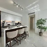 Grand Sapphire Luxury 2 By Myguest Cyprus דירה *