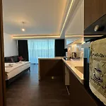 Grand Sapphire Luxury 2 By Myguest Cyprus *