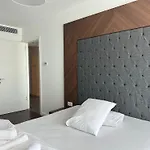 Grand Sapphire Luxury 2 By Myguest Cyprus