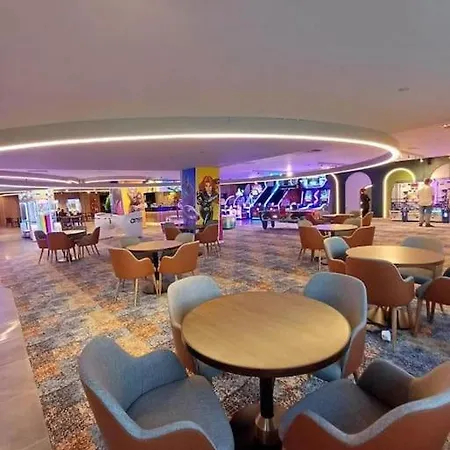 Apartament Grand Sapphire Luxury 2 By Myguest Cyprus *