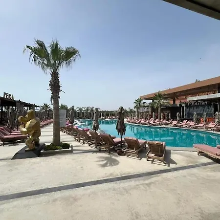 Apartament Grand Sapphire Luxury 2 By Myguest Cyprus *