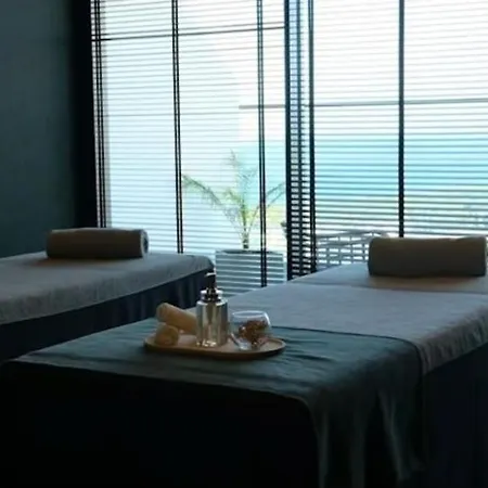 Grand Sapphire Luxury 2 By Myguest Cyprus *