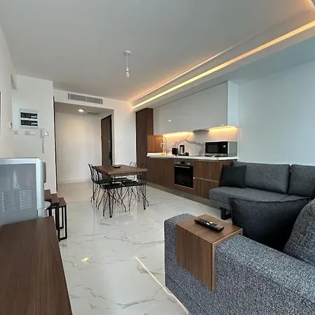 Apartament Grand Sapphire Luxury 2 By Myguest Cyprus *