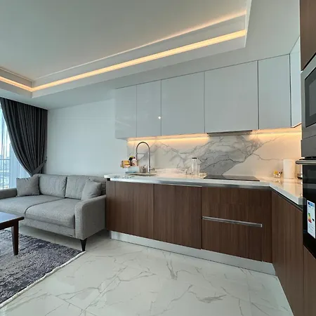 Grand Sapphire Luxury 2 By Myguest Cyprus Apartamento *