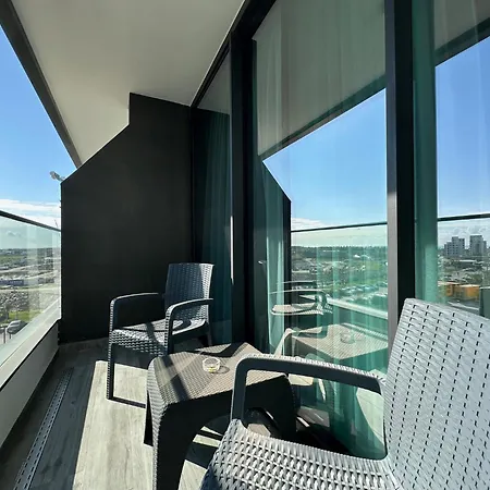 Grand Sapphire Luxury 2 By Myguest Cyprus *