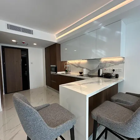 Grand Sapphire Luxury 2 By Myguest Cyprus