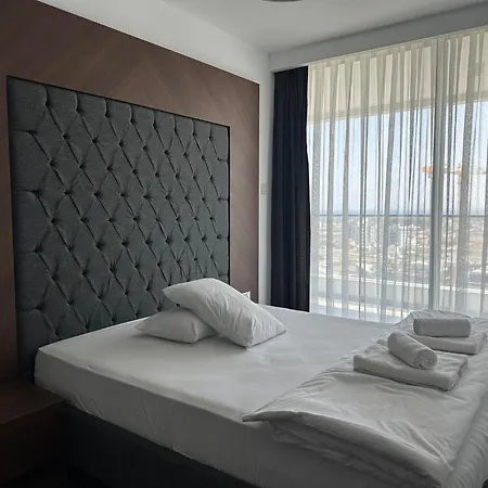 Grand Sapphire Luxury 2 By Myguest Cyprus *