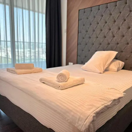 Grand Sapphire Luxury 2 By Myguest Cyprus *