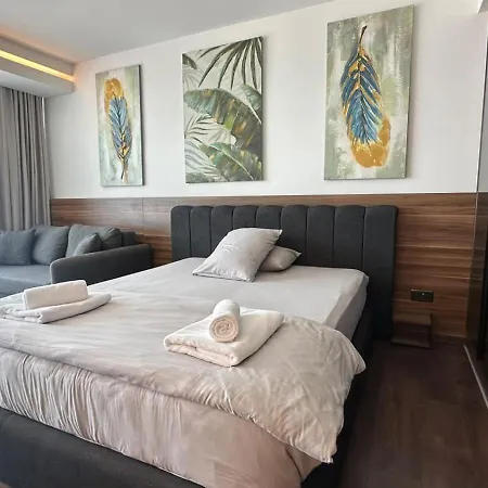 Apartament Grand Sapphire Luxury 2 By Myguest Cyprus