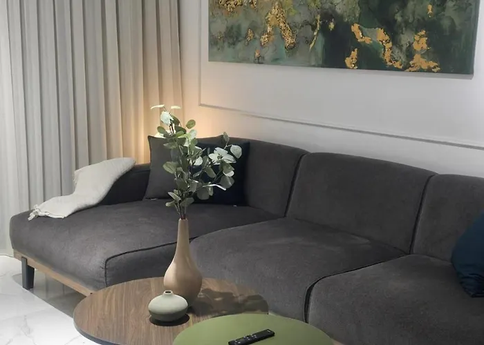 Grand Sapphire Luxury 2 By Myguest Cyprus